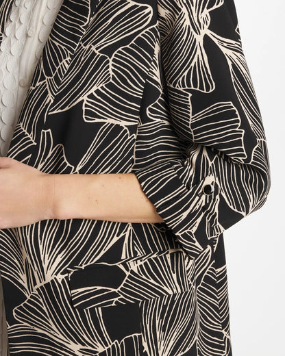 Chico's | Ginkgo Crepe Blazer/ Black